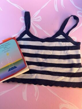 Target Navy and White Striped Ribbed Cropped Tank Cute Casual Spring Summer